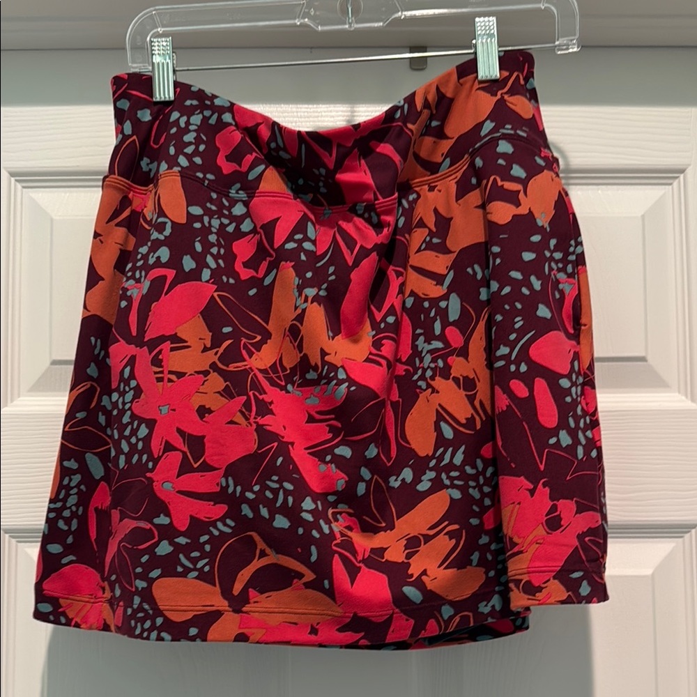 Title Nine Floral Athletic Skort Women’s Large Purple Pink Outdoor Hiking Golf
